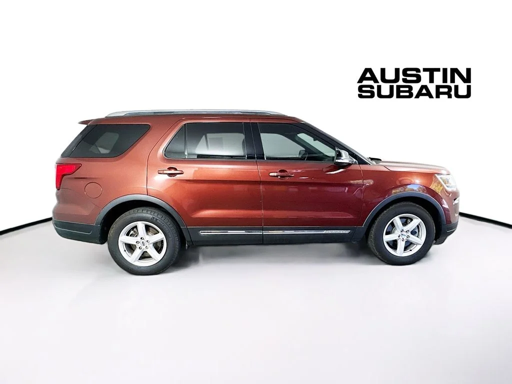 Used 2018 Red Ford XLT image 8