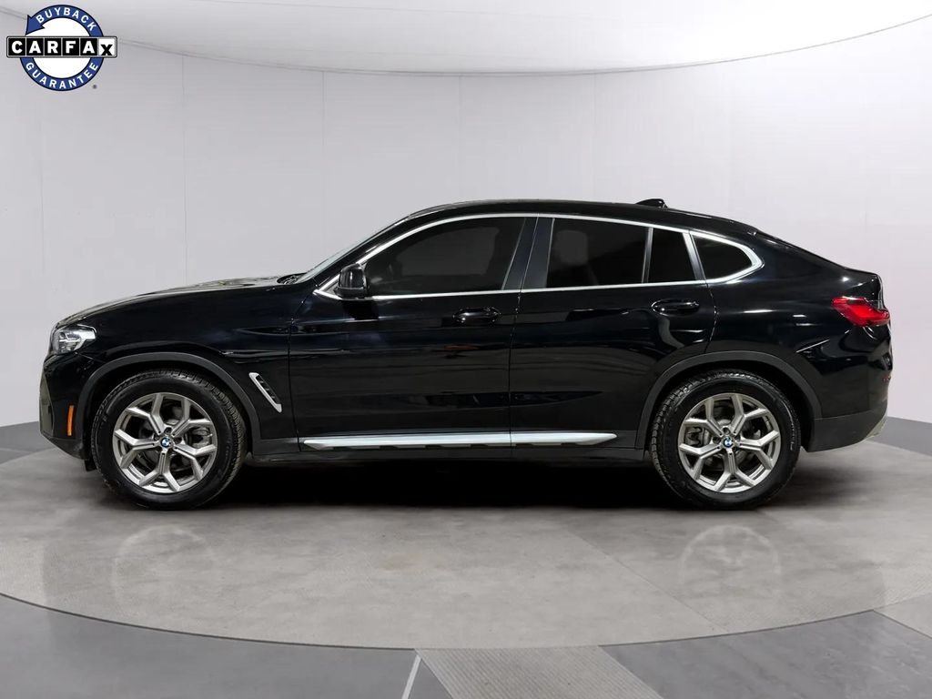 Used 2022  BMW xDrive30i image 6