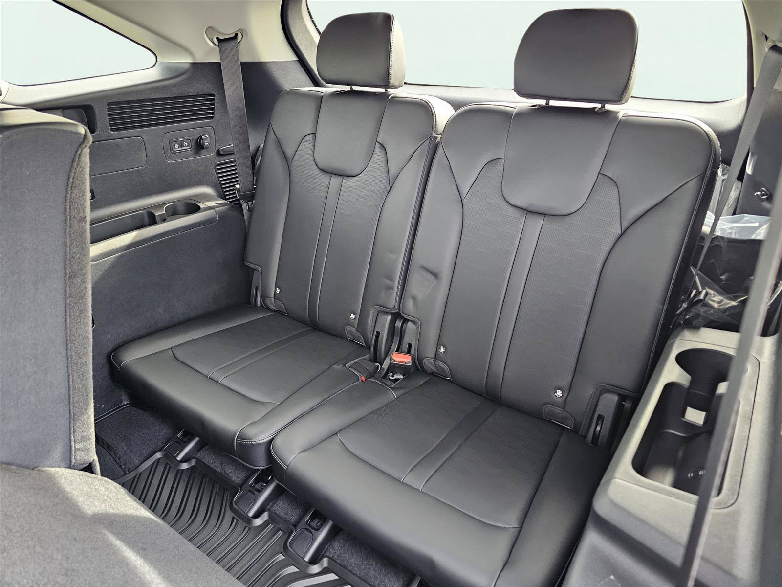 New 2026 Ivory Silver Kia S image 34