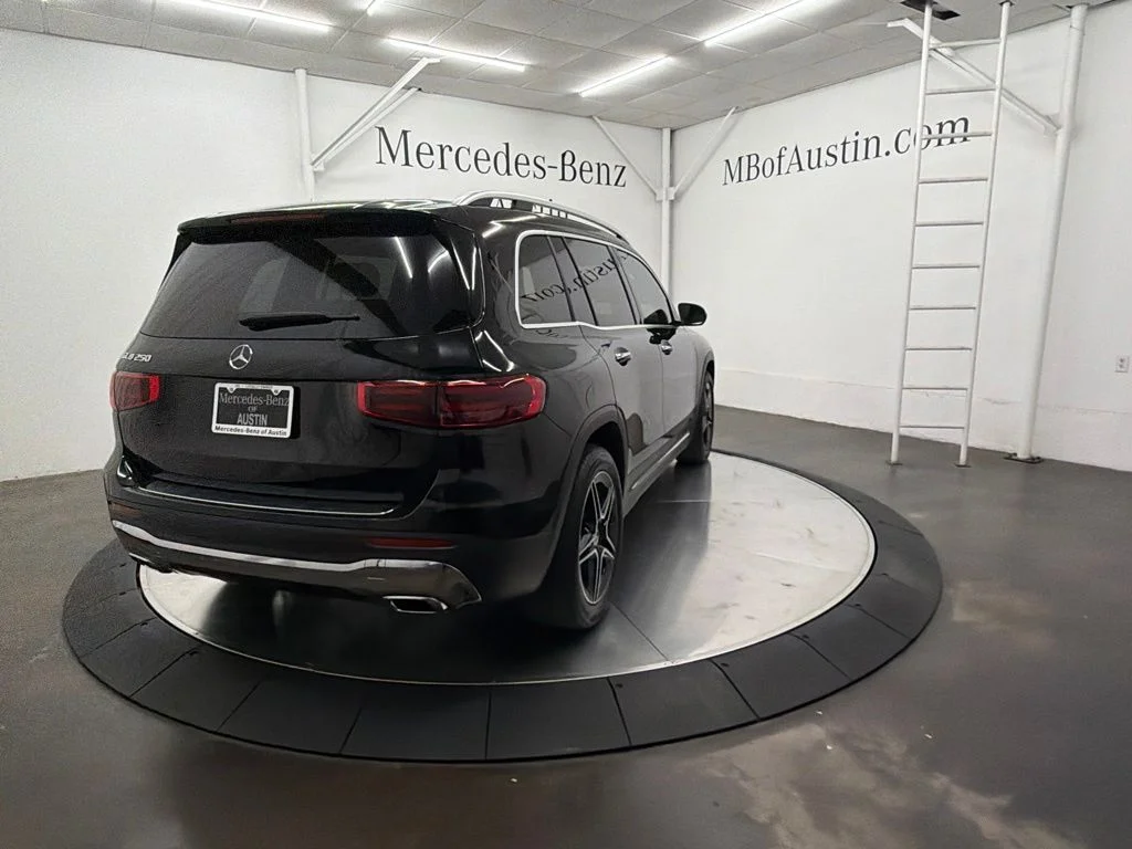 New 2026 Black Mercedes-Benz GLB 250 image 7
