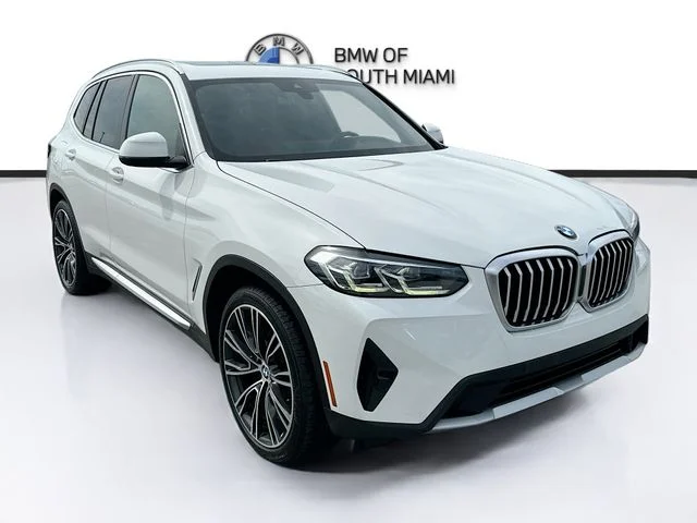 2022 BMW X3 sDrive30i's photo