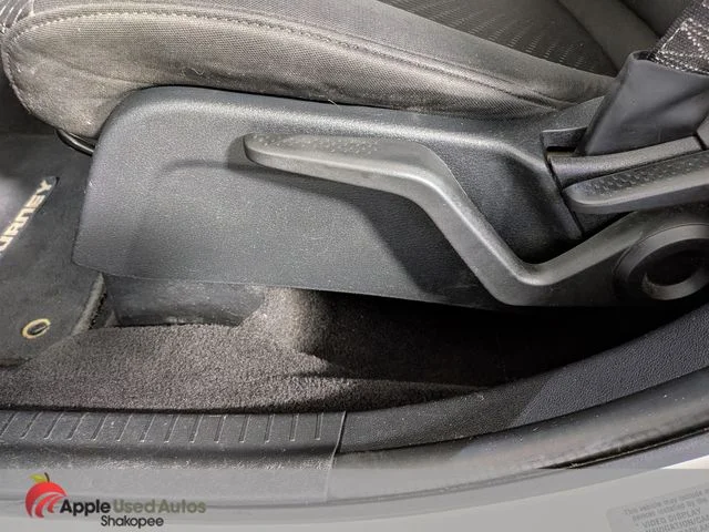 Used 2016 White Dodge Crossroad image 14