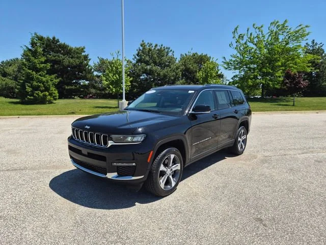 2023 Jeep Grand Cherokee L Limited 4x4's photo