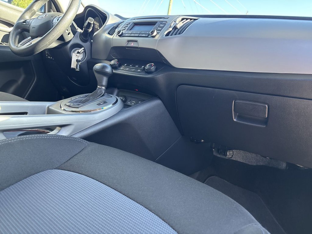 2016 Kia Sportage LX - Photo 32