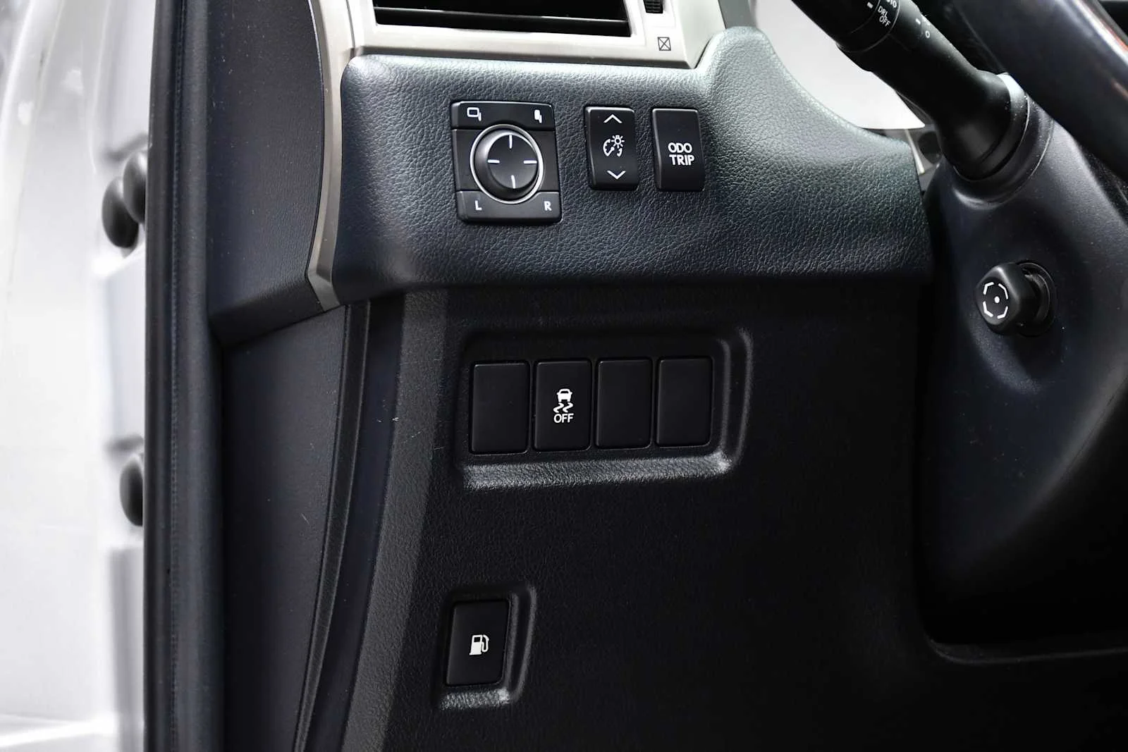 Used 2010 Tungsten Pearl Lexus  image 14