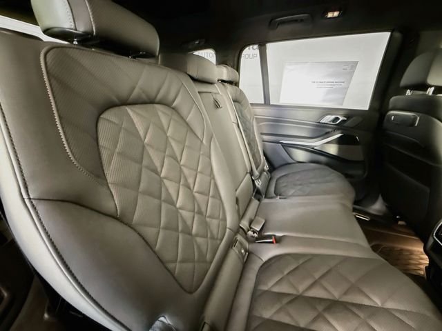 Used 2027 Gray Metallic BMW xDrive40i image 30