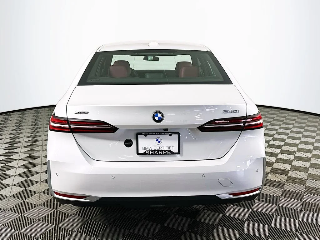 Used 2026 White Metallic BMW 540i xDrive image 6