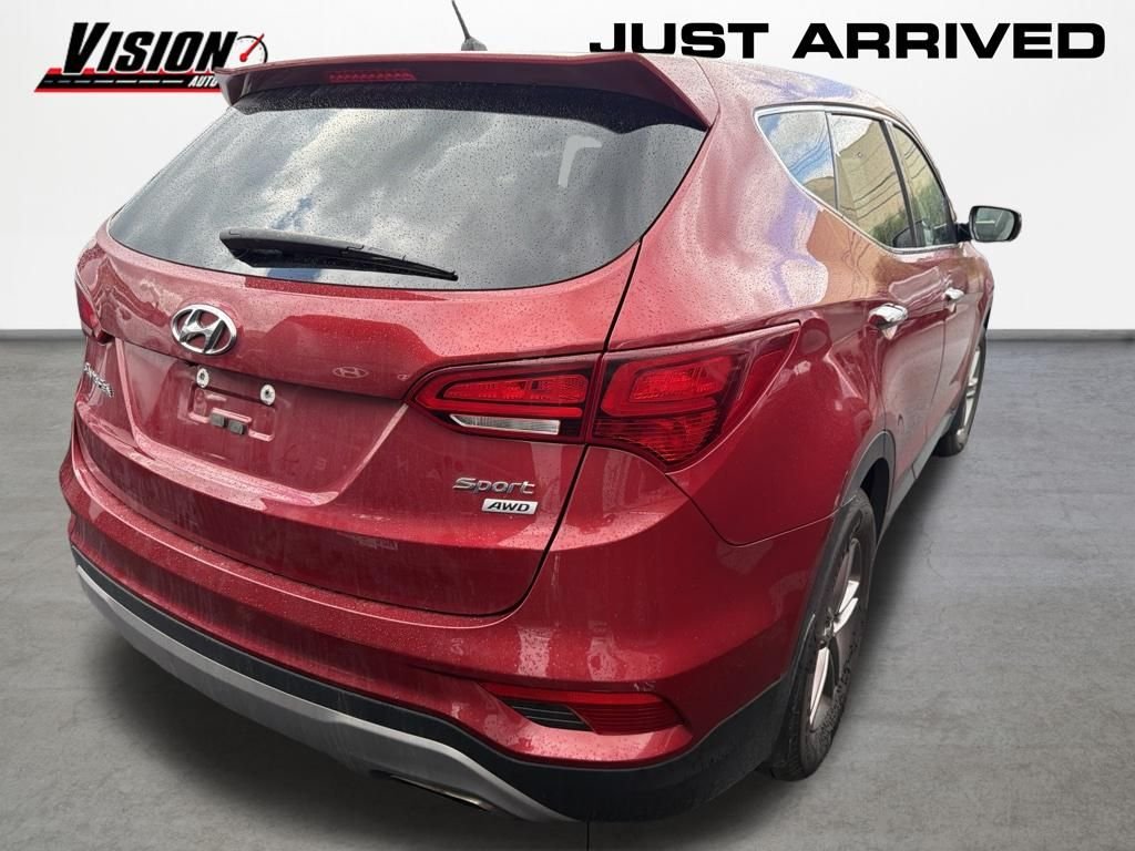 Used 2018 Red Hyundai 2.4 Base image 4