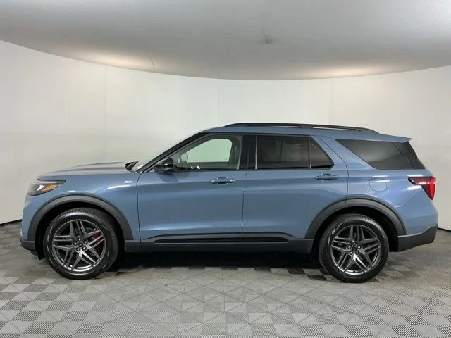 New 2026 Vapor Blue Metallic Ford ST-Line image 8