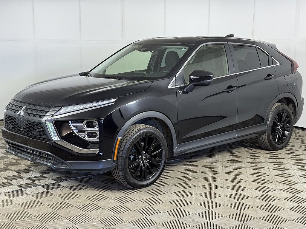 Used 2023 Black Mitsubishi LE image 5