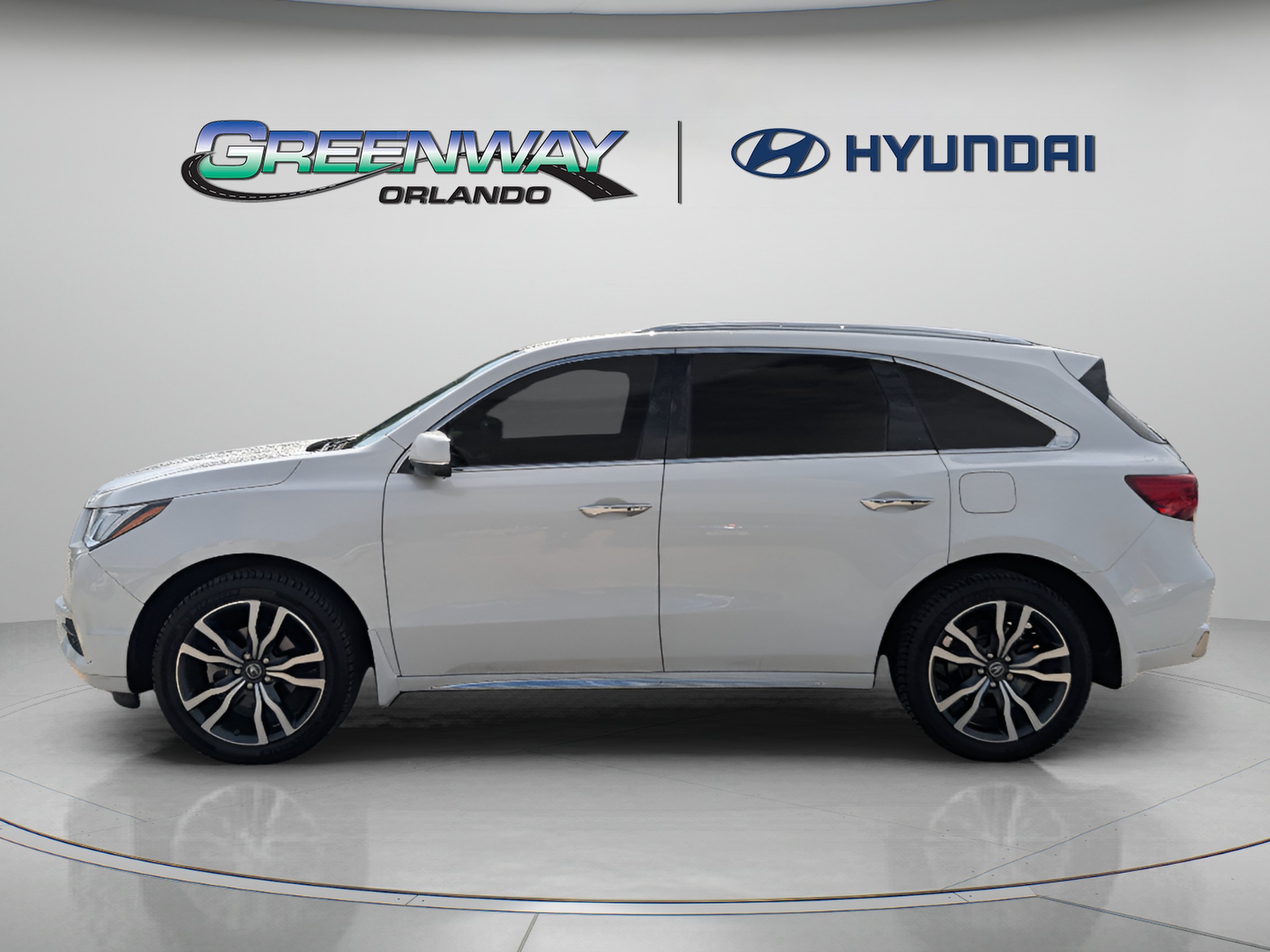 Used 2020 Platinum White Pearl Acura Advance image 5