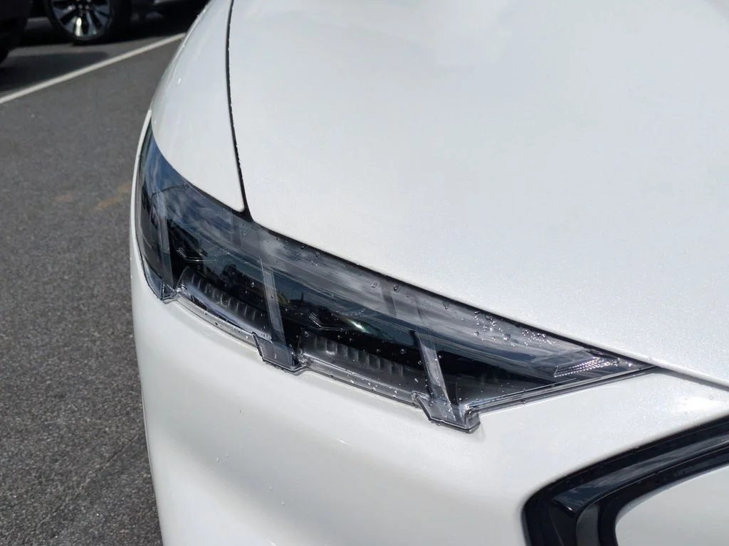 New 2026 Star White Metallic Tri-coat Ford Premium image 10