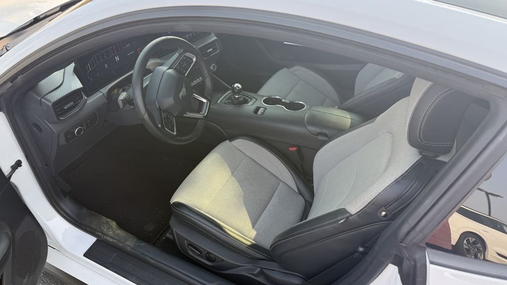 Used 2024 White Ford GT image 3