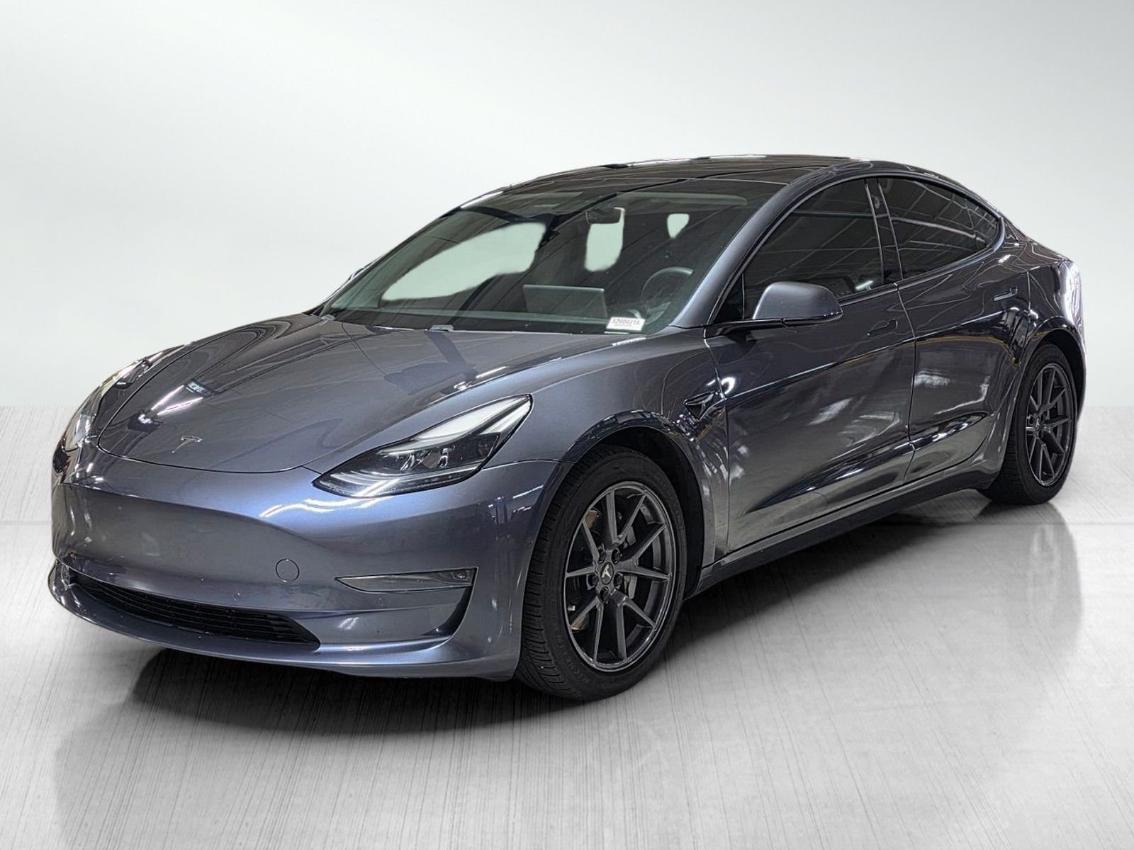 Used 2021 Solid Black Tesla Standard Range Plus image 3