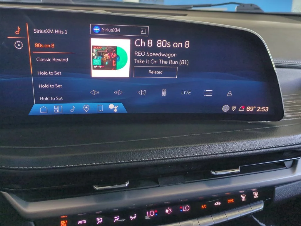 2024 Cadillac XT4 Premium Luxury - Photo 16