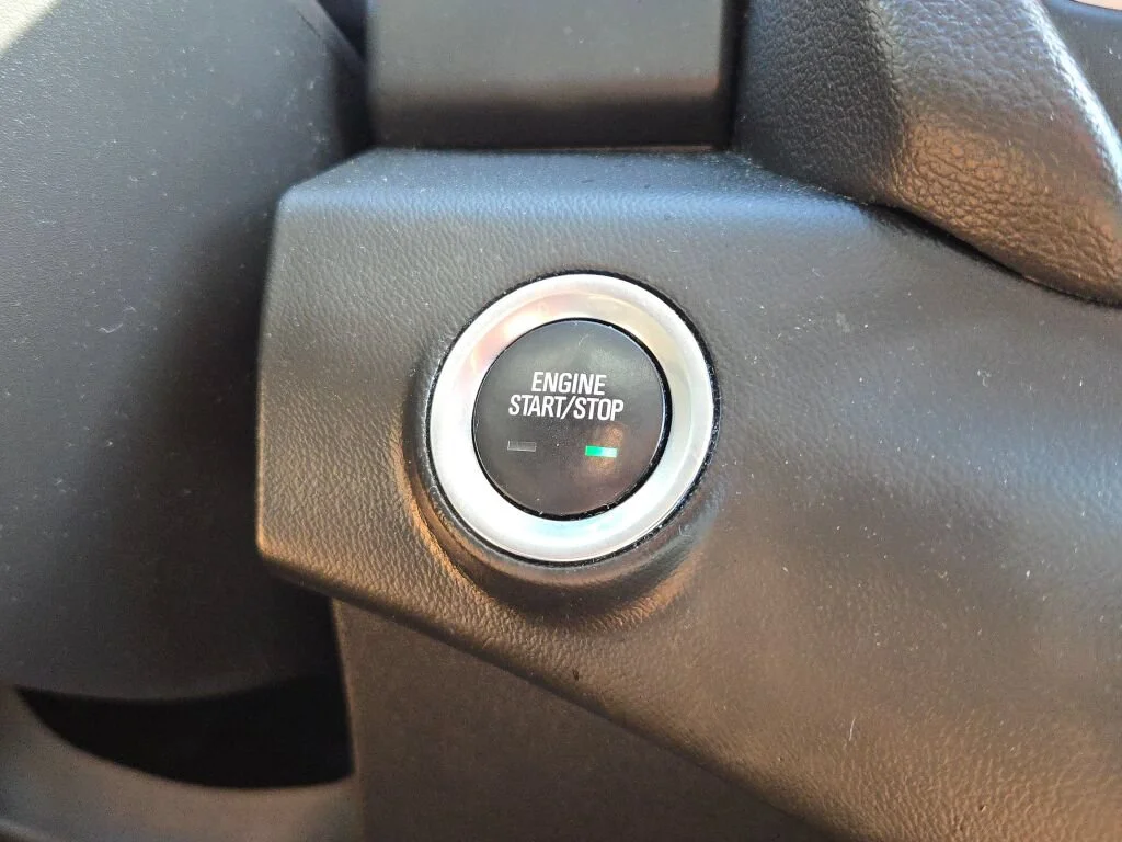 Used 2021 Gray GMC SLE image 24