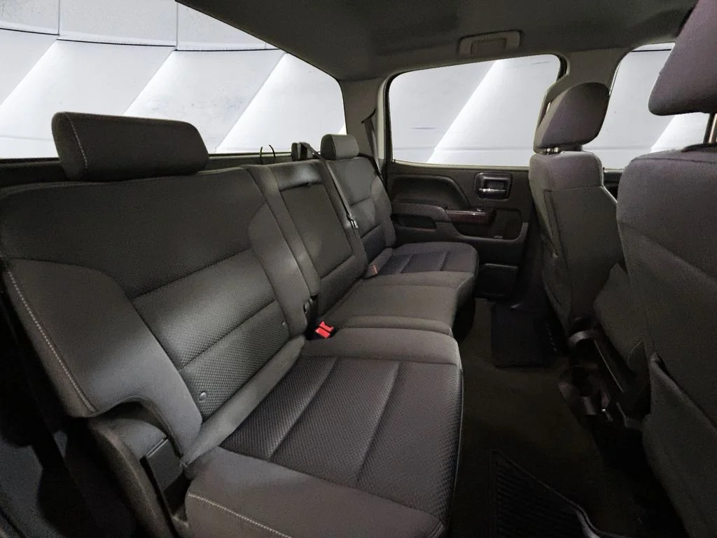 Used 2016 Black GMC SLE image 16