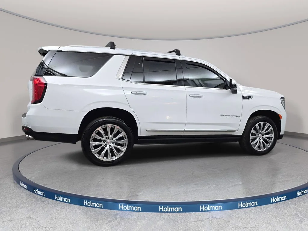 Used 2021 White GMC Denali image 5