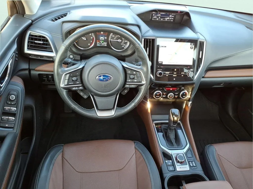 Used 2022 Gray Subaru Touring image 17