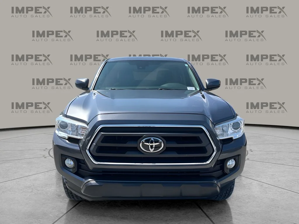 Used 2020 Gray Toyota SR5 image 8