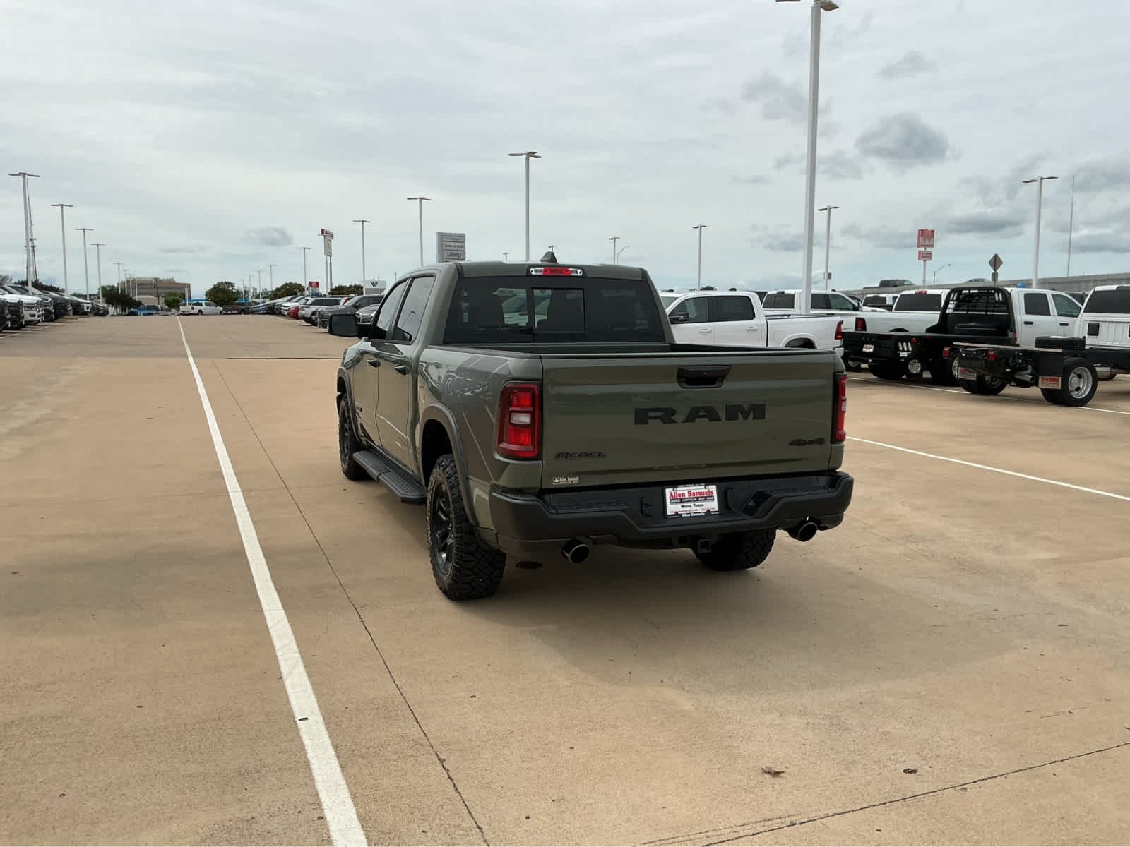 2026 RAM 1500 Rebel - Photo 13