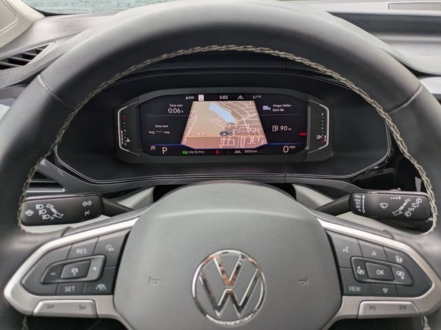 Used 2024 Black Volkswagen 1.5T SEL image 28