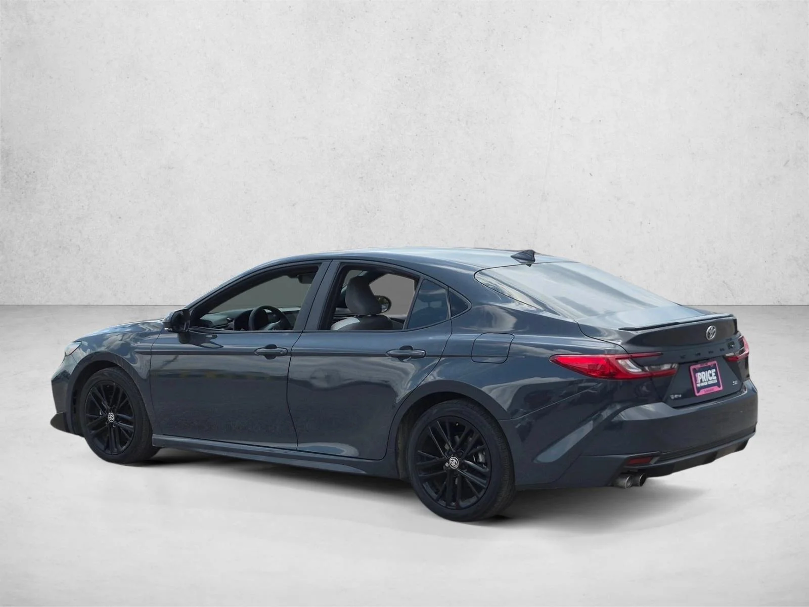Used 2025 Underground Toyota LE image 7