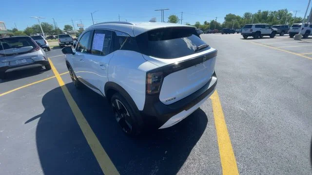 2025 Nissan Kicks SR AWD - Photo 8