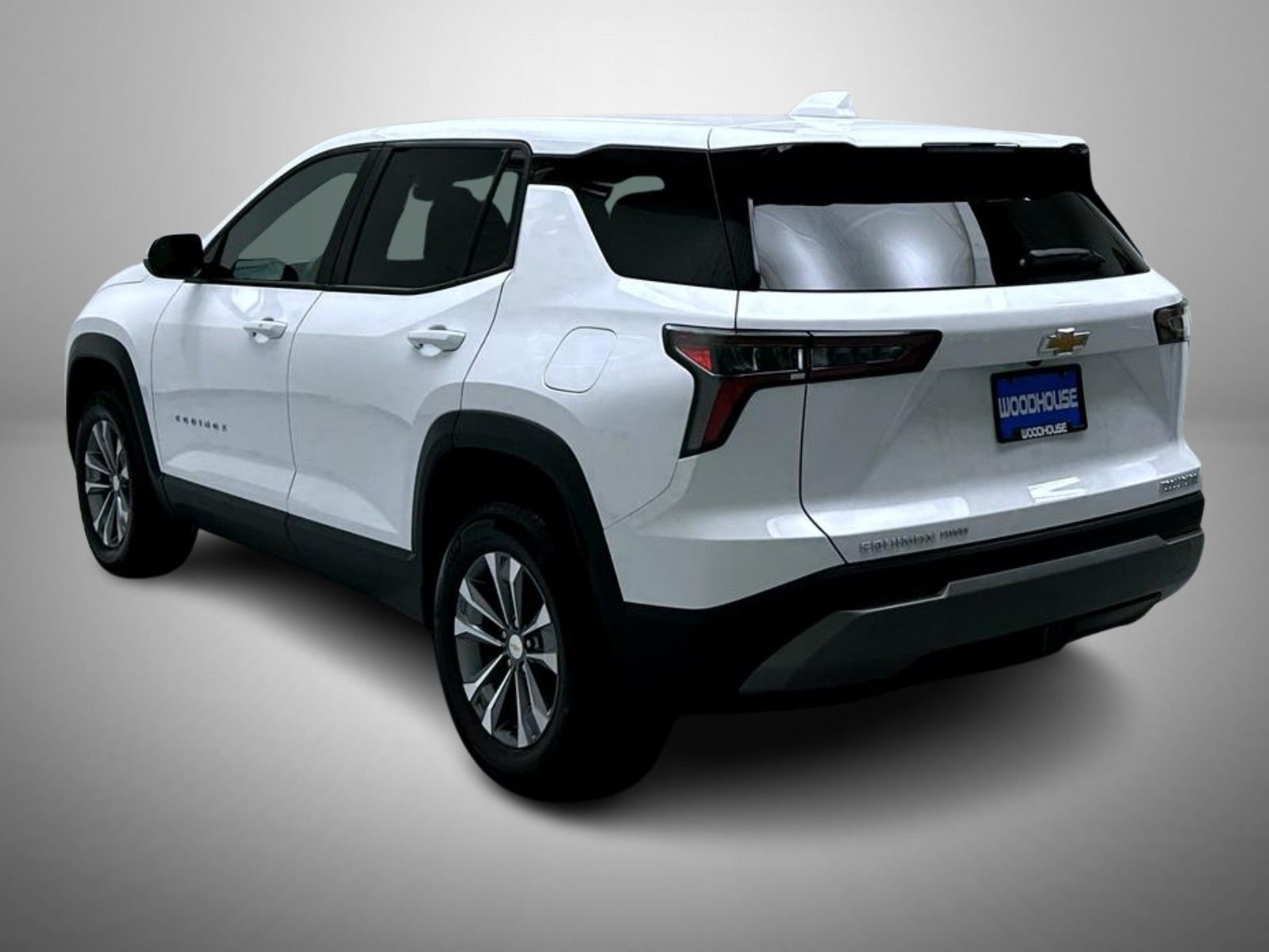 Used 2025 White Chevrolet LT image 7