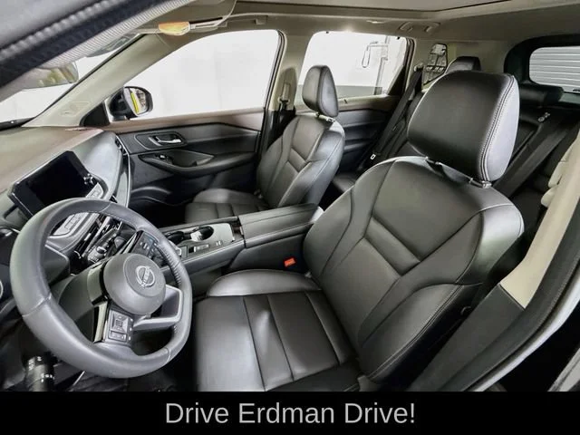 2023 Nissan Rogue SL - Photo 5