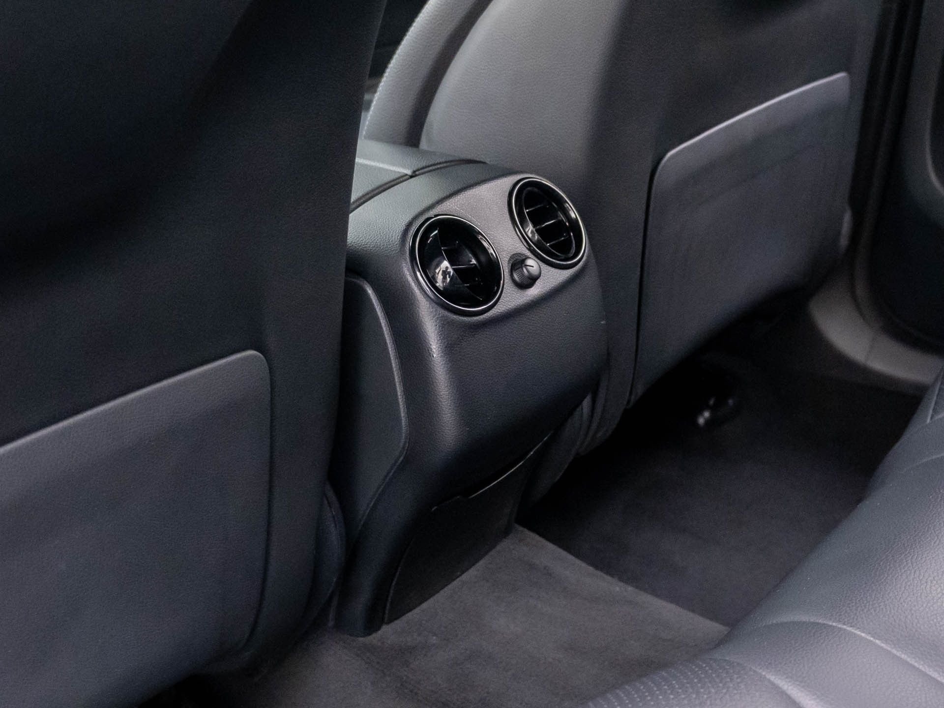 Used 2019  Mercedes-Benz GLC 300 image 18