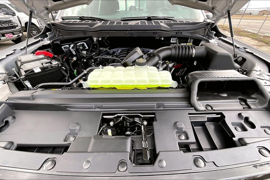 New 2026 Ford F-150 XLT 4D SuperCrew