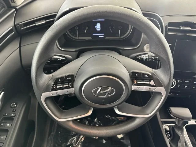 Used 2023 White Hyundai SEL image 30