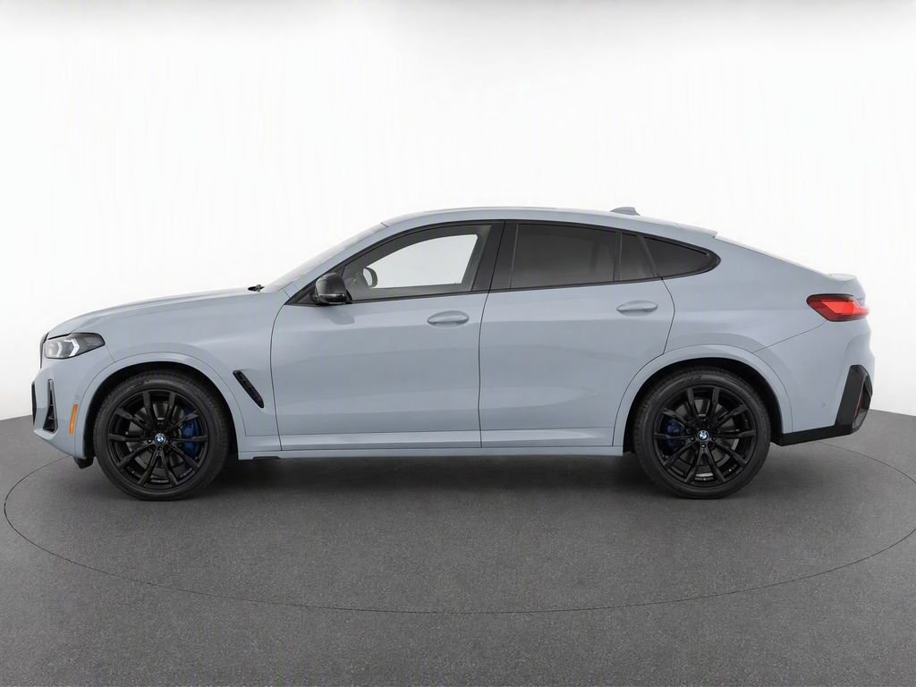 Used 2024 Gray BMW M40i image 8
