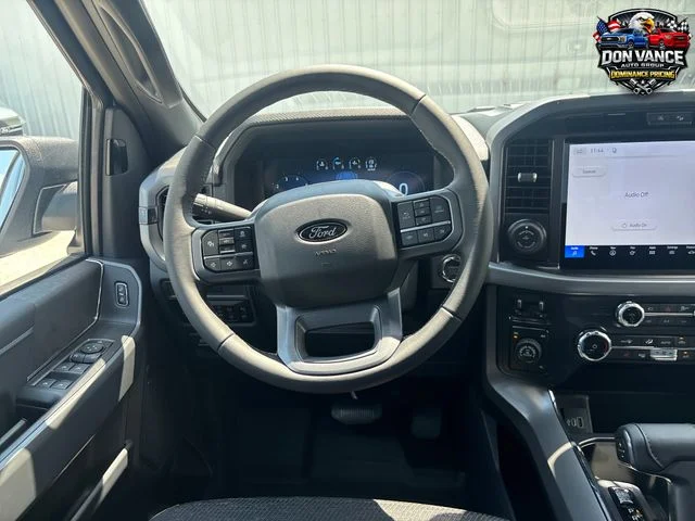 New 2026 Oxford White Ford XLT image 13