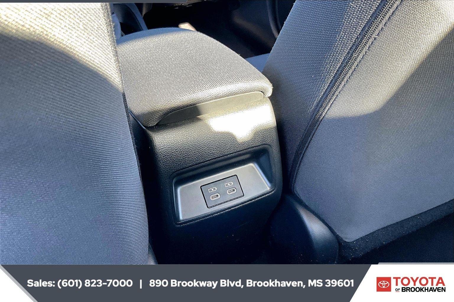 Used 2024 Blueprint Toyota LE image 26