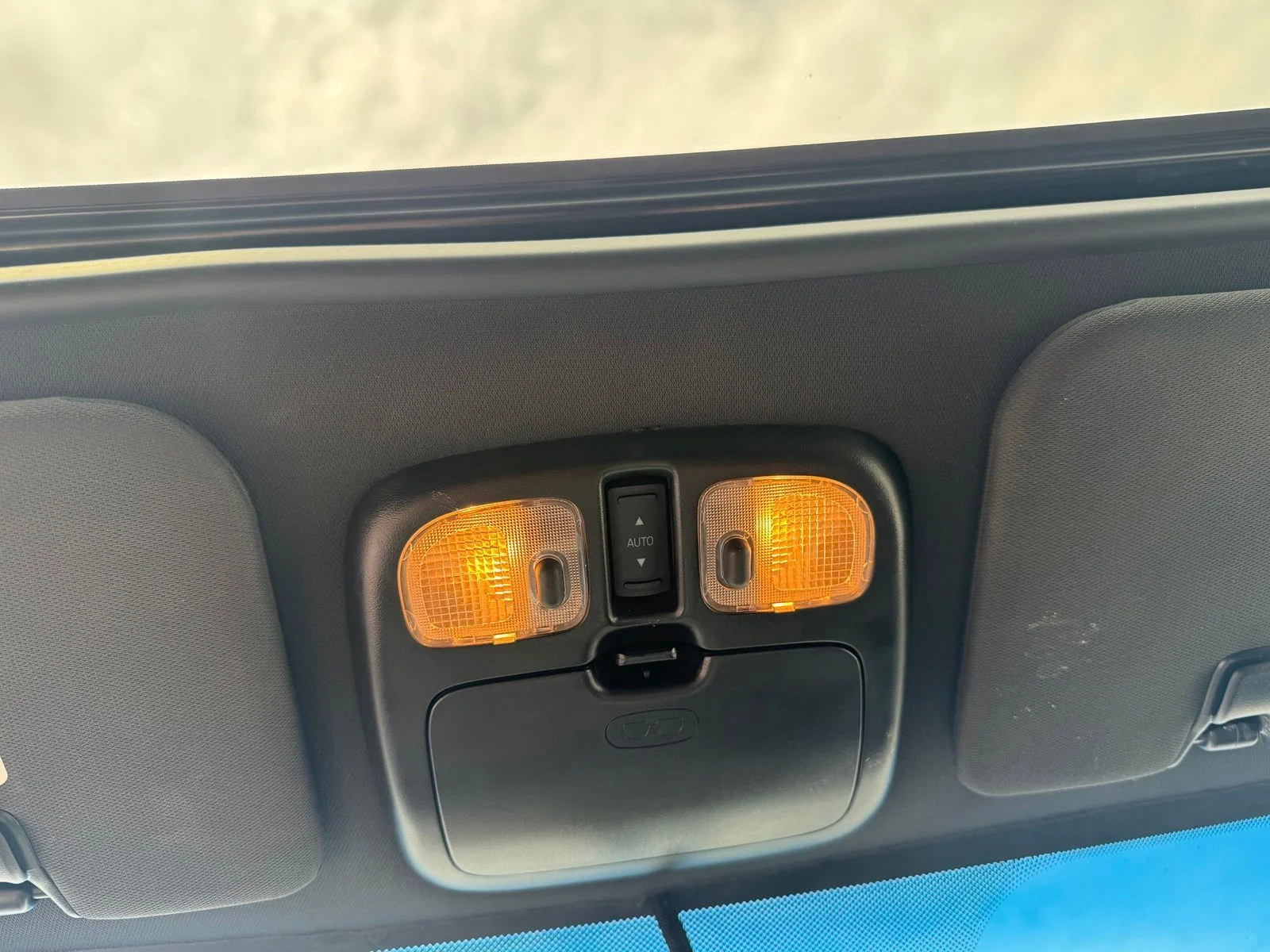 Used 2012 Silver Ford XLT image 17