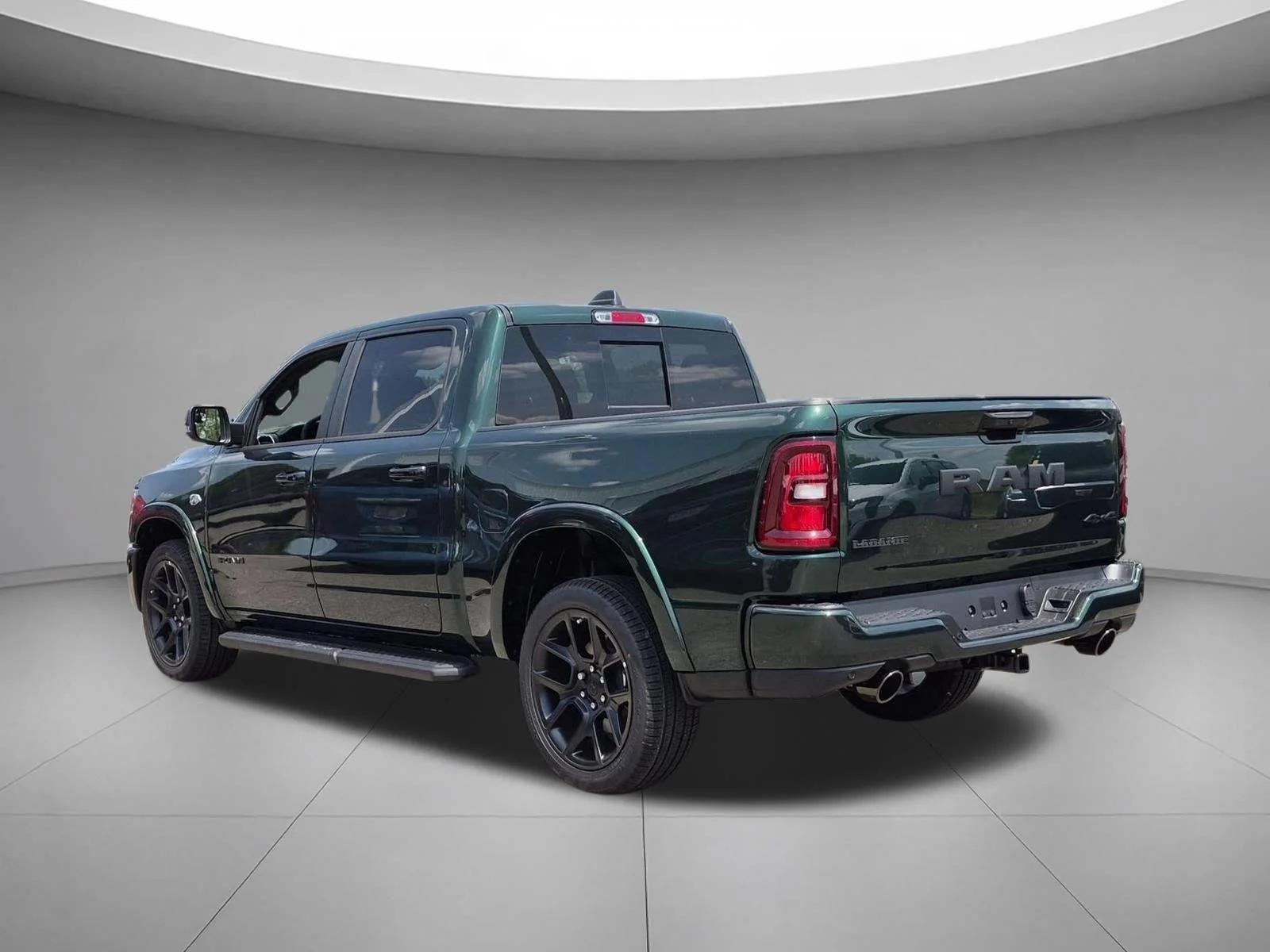 New 2026 Serrano-Green Metallic Exterior Paint RAM Laramie image 3