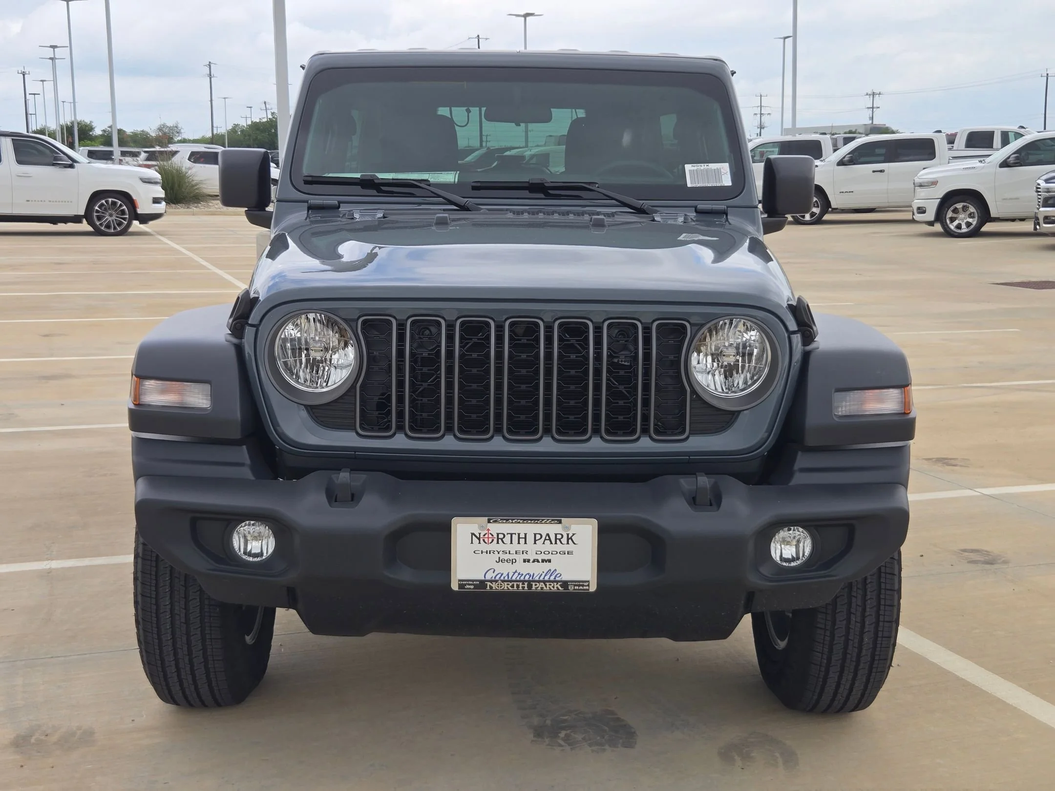 New 2026 Anvil Clear-Coat Exterior Paint Jeep Sport image 8