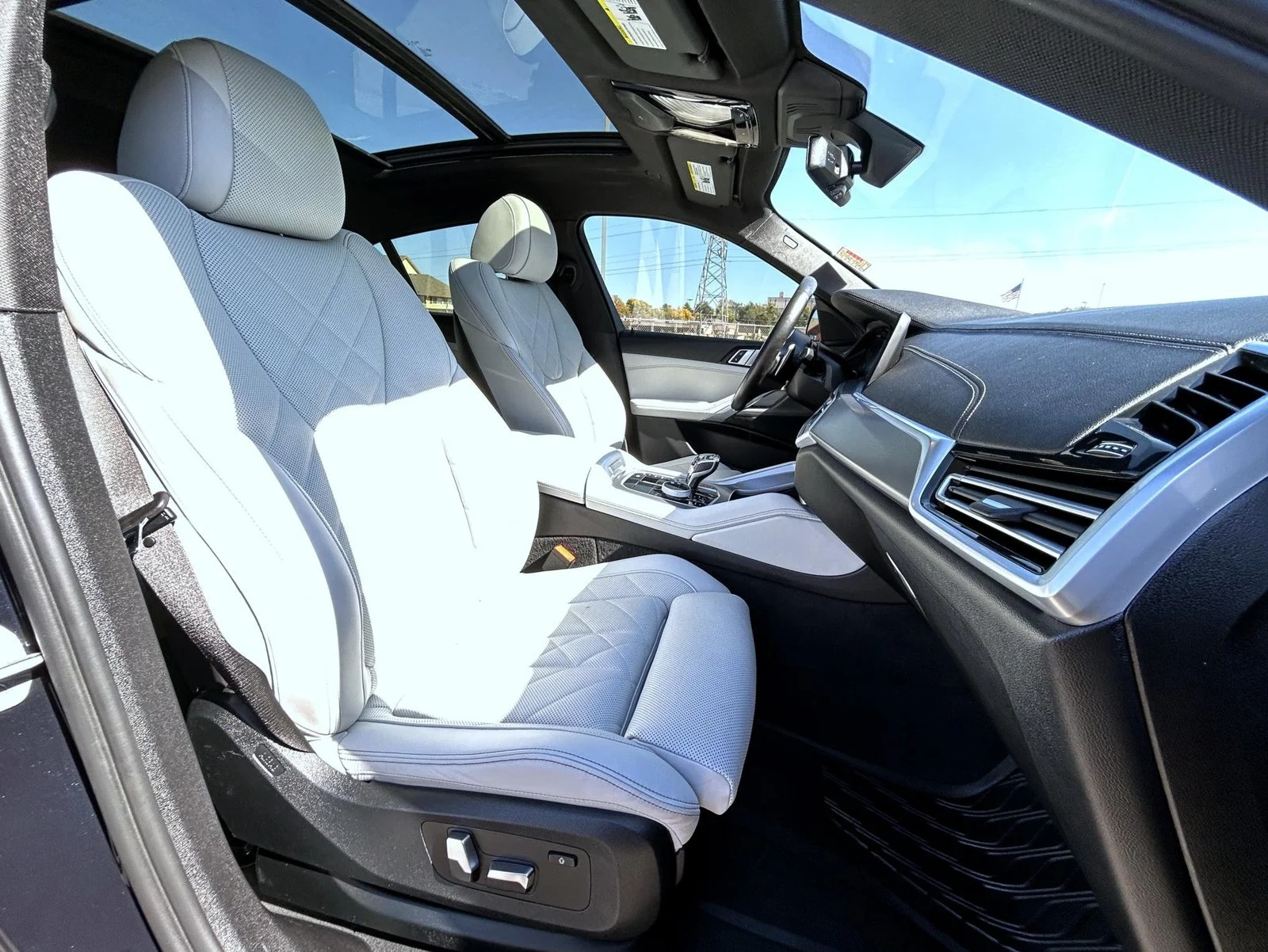 Certified Used 2023 Black BMW xDrive40i image 17
