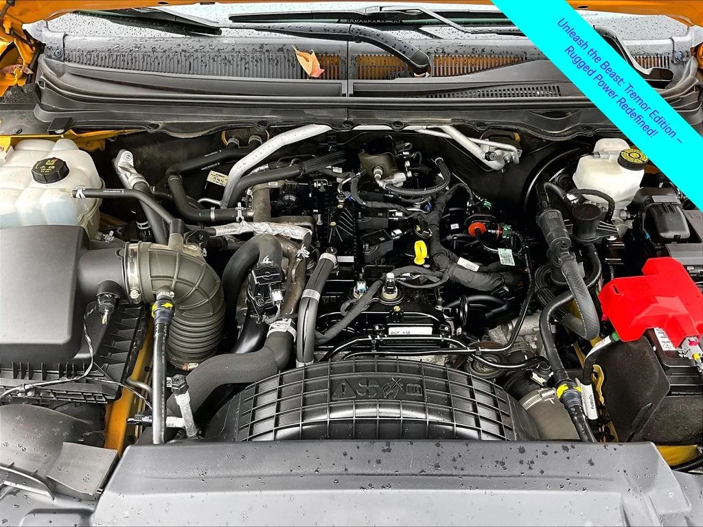 Used 2021 Orange Ford XLT image 10