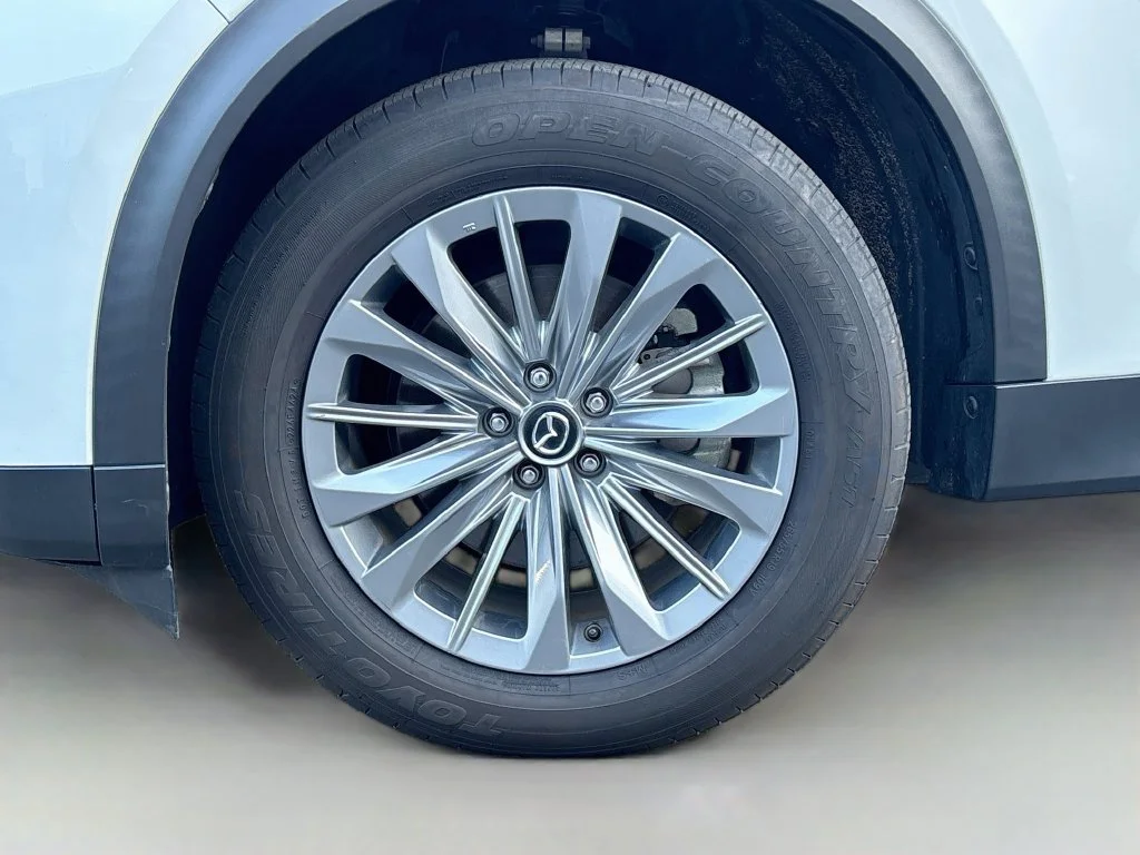 Certified Used 2024 White Mazda Preferred image 33