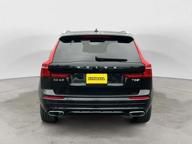 Used 2018 Black Volvo T8 R-Design image 4