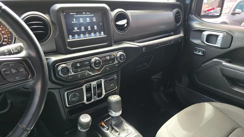 Used 2022 Black Clearcoat Jeep Unlimited Willys image 33