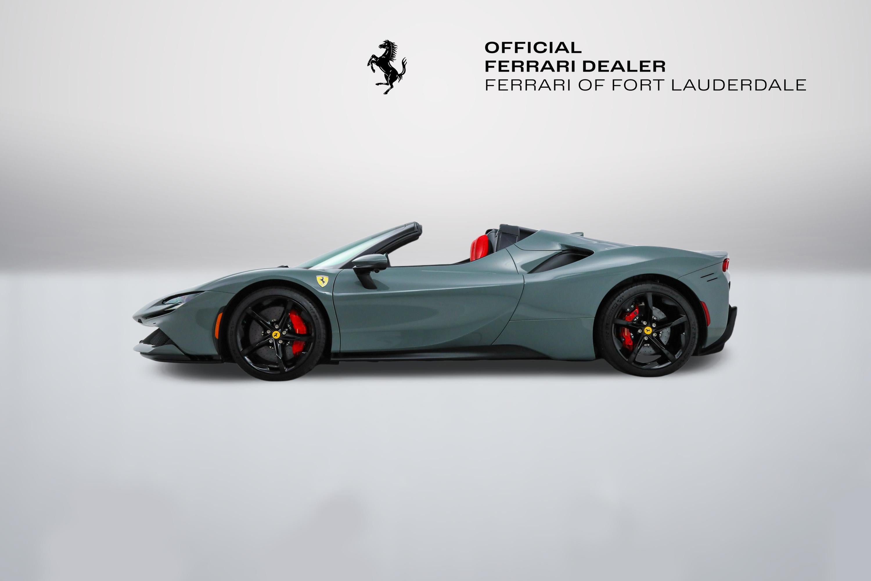 Certified Used 2025 Grigio Medio Ferrari  image 2