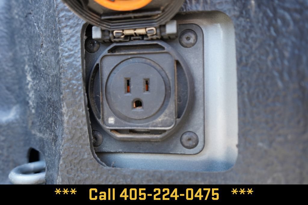 Used 2025 Sterling Metallic GMC SLT image 18