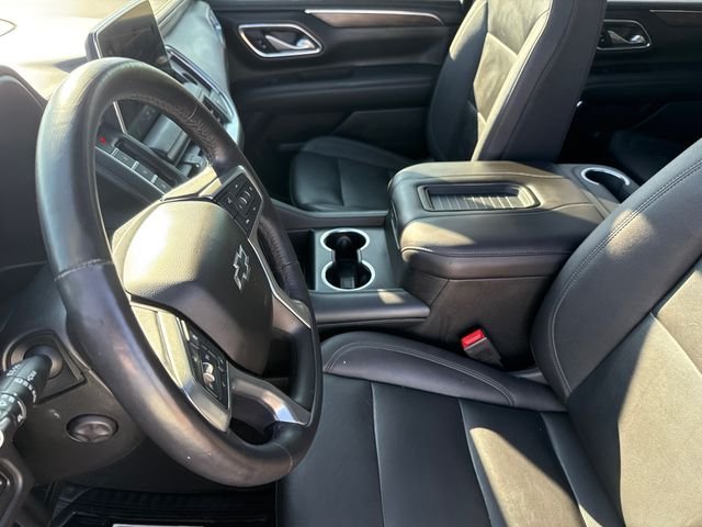 Used 2022 Black Chevrolet Z71 image 20