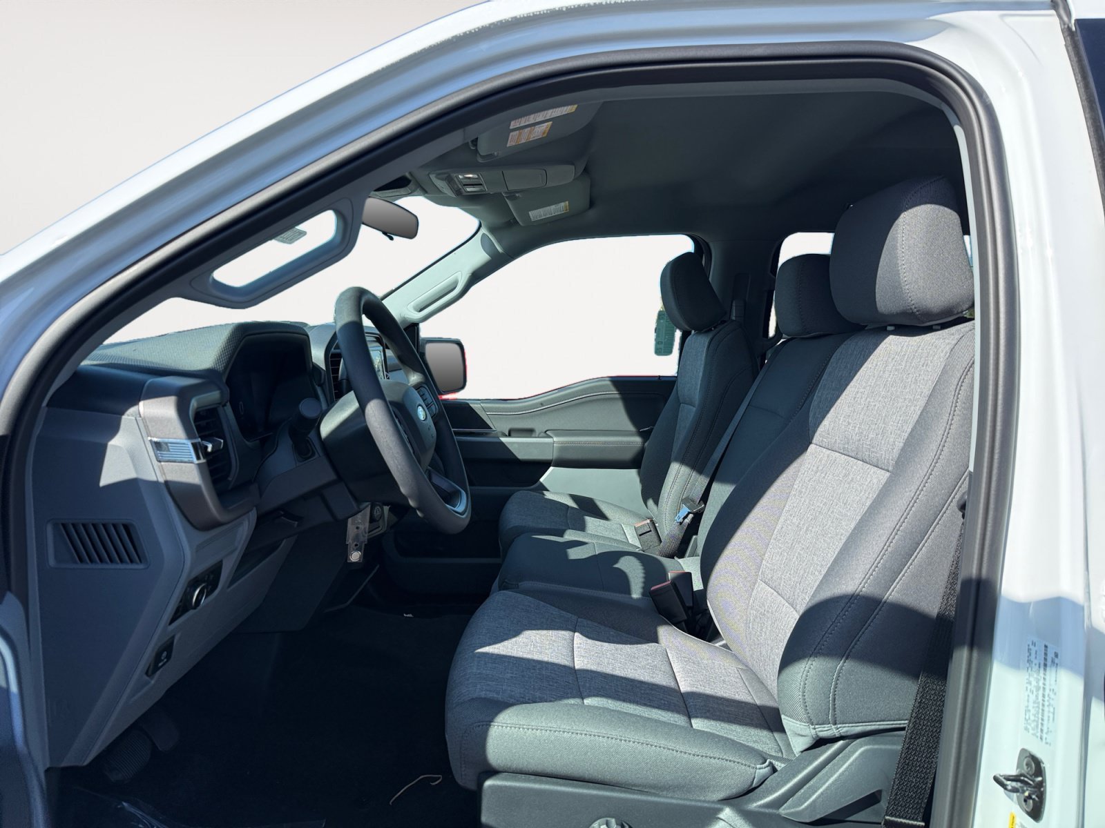 New 2026 Oxford White Ford XLT image 10
