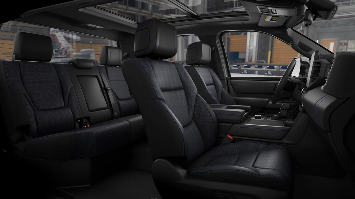 New 2026 Wind Chill Pearl Toyota Platinum image 19