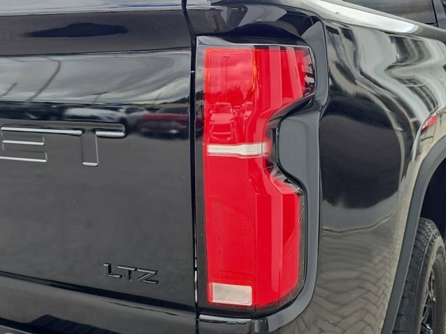 2024 Chevrolet Silverado 2500HD LTZ - Photo 8